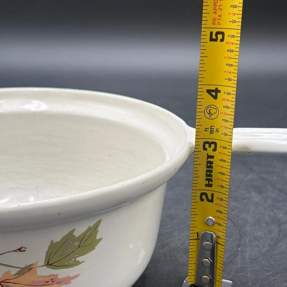 Vintage Descoware Enamel Cast Iron Saucepan Maple Leaf Made Belgium Cream No Lid
